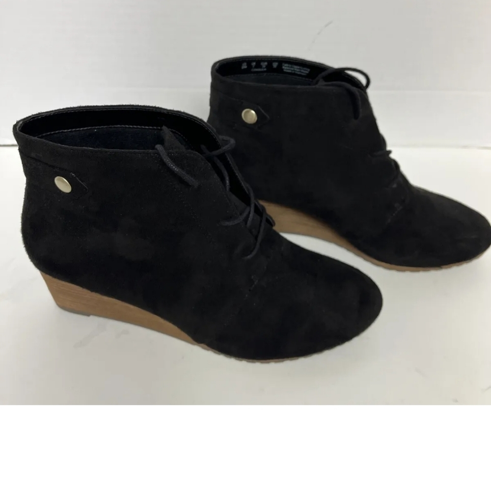 Dr. Scholl's Black suede platform ankle booties Size 6